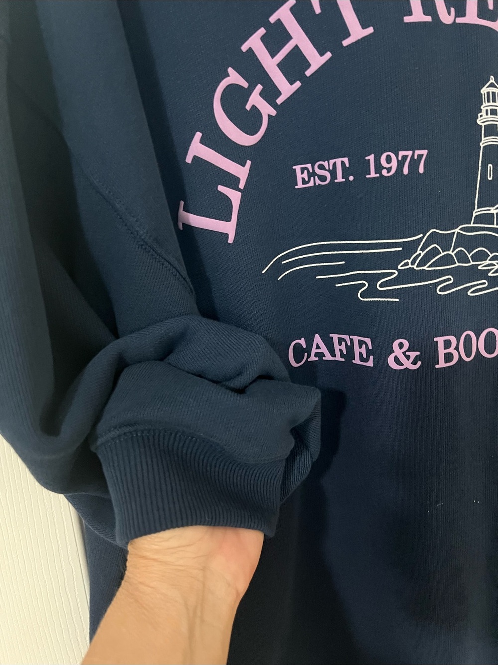 American Eagle Outfitters Navy Crewneck Sweatshirt with Pink Lettering - Picture 6 of 9